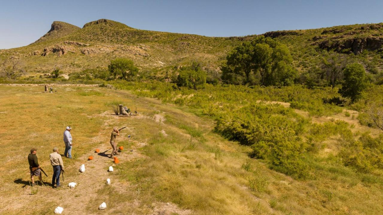 Cibolo Creek Ranch & Resort Marfa Exteriér fotografie